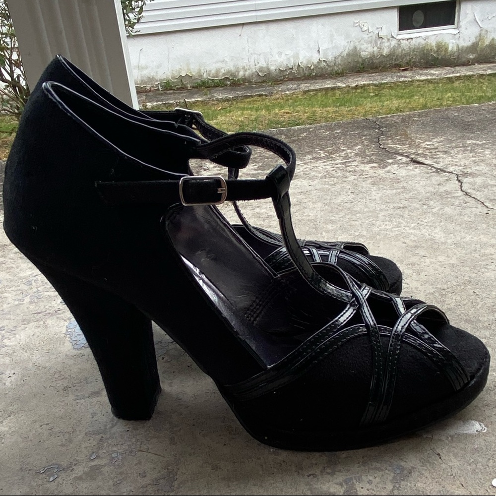 Black strappy heels